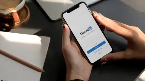 LinkedIn sebagai Platform Pencari Kerja